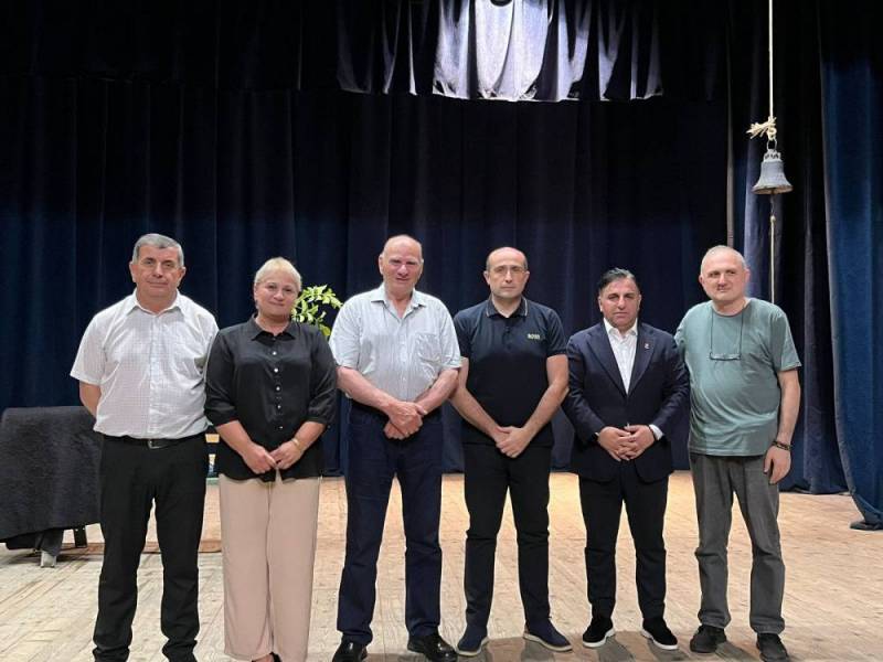 ცაგერის კულტურის ცენტრში დმანისის ზინაიდა კვერენჩხილაძის სახელმწიფო დრამატული თეატრის...